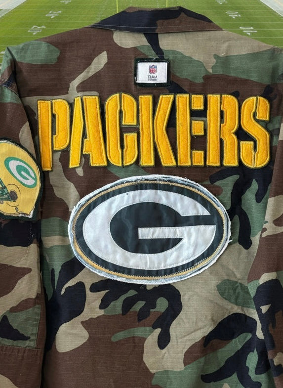 Reworked vintage Camouflage Packers Game Day Coat Jacket