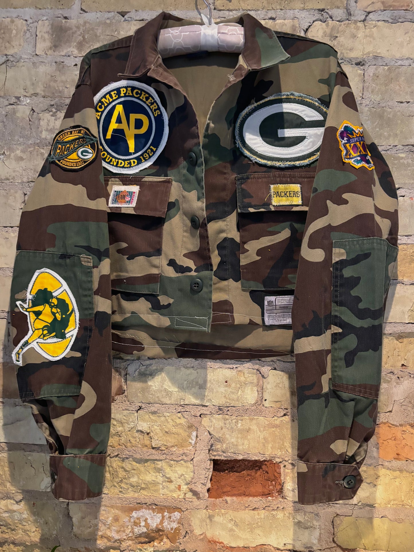 Reworked vintage Camouflage Packers Game Day Coat Jacket