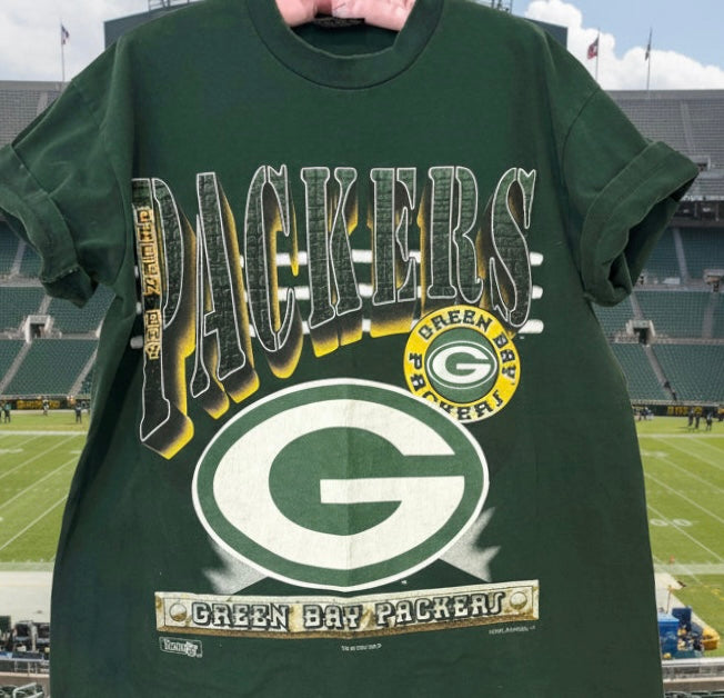 Rare Vintage 90’s Green Bay Packers All Over Graphic T-shirt by Magic Johnson T’s