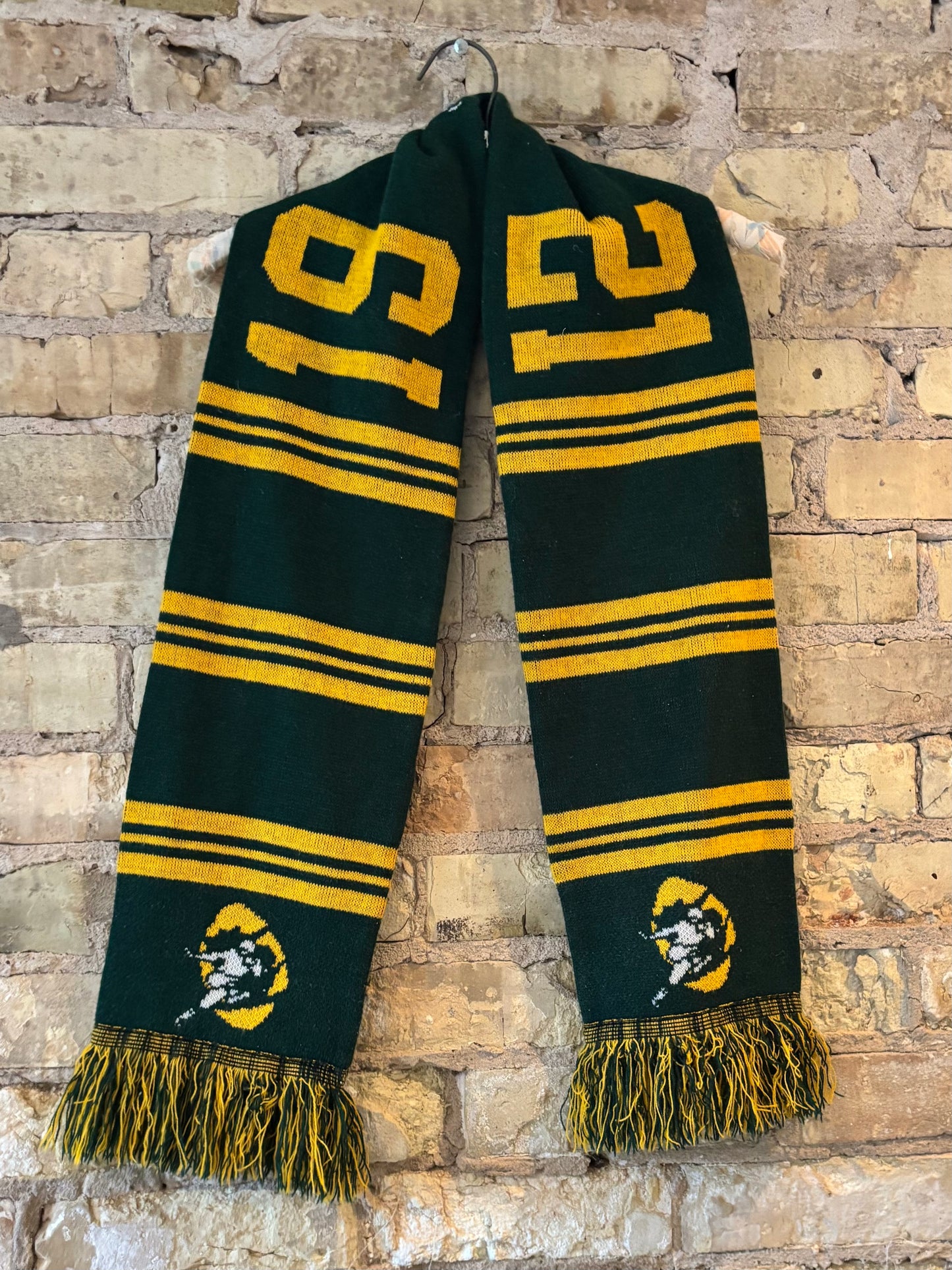 Vintage NFL PACKERS winter knit scarf with Fringe