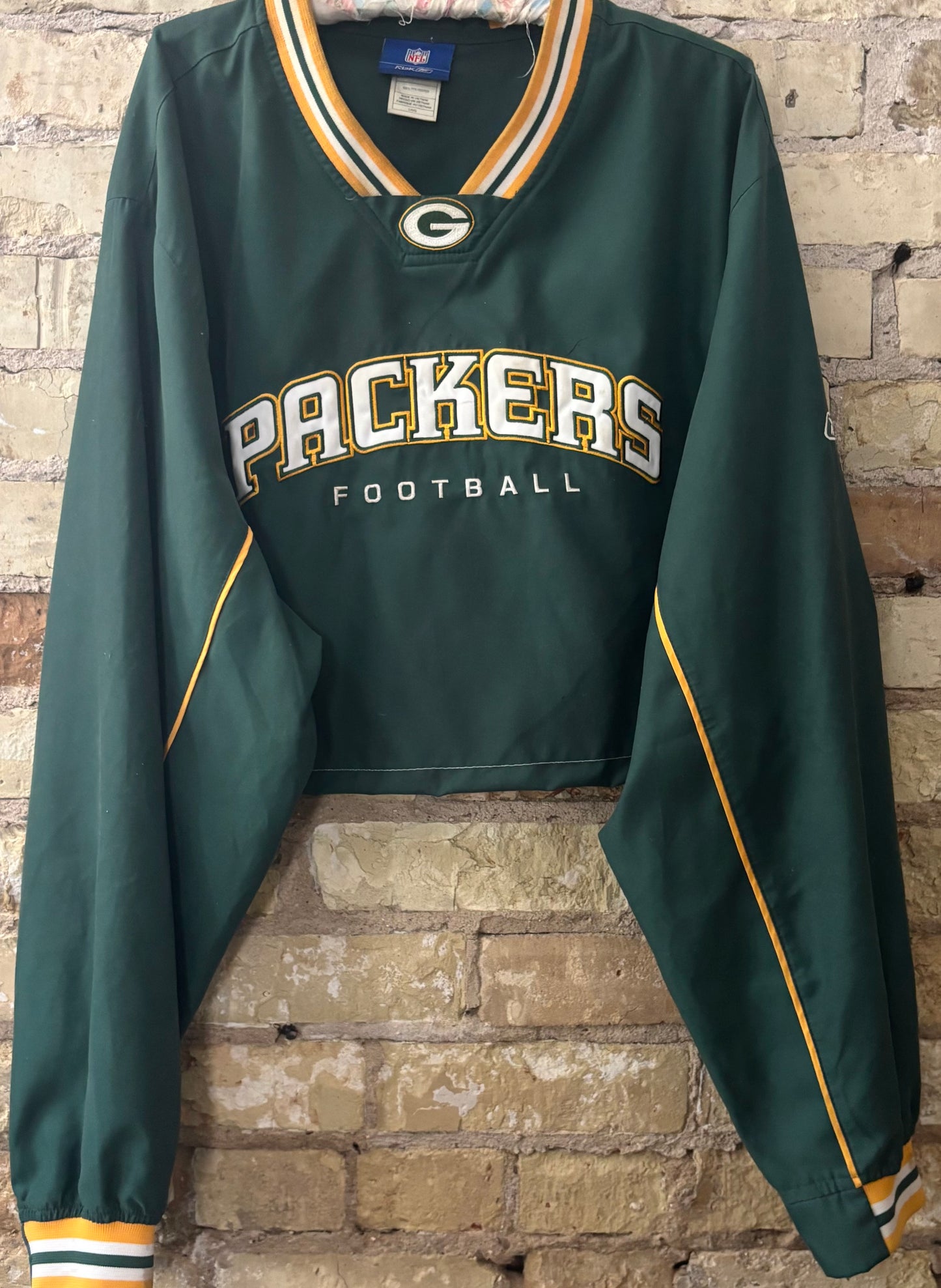 Reworked Retro Green Bay Packers Cropped Crewneck Windbreaker