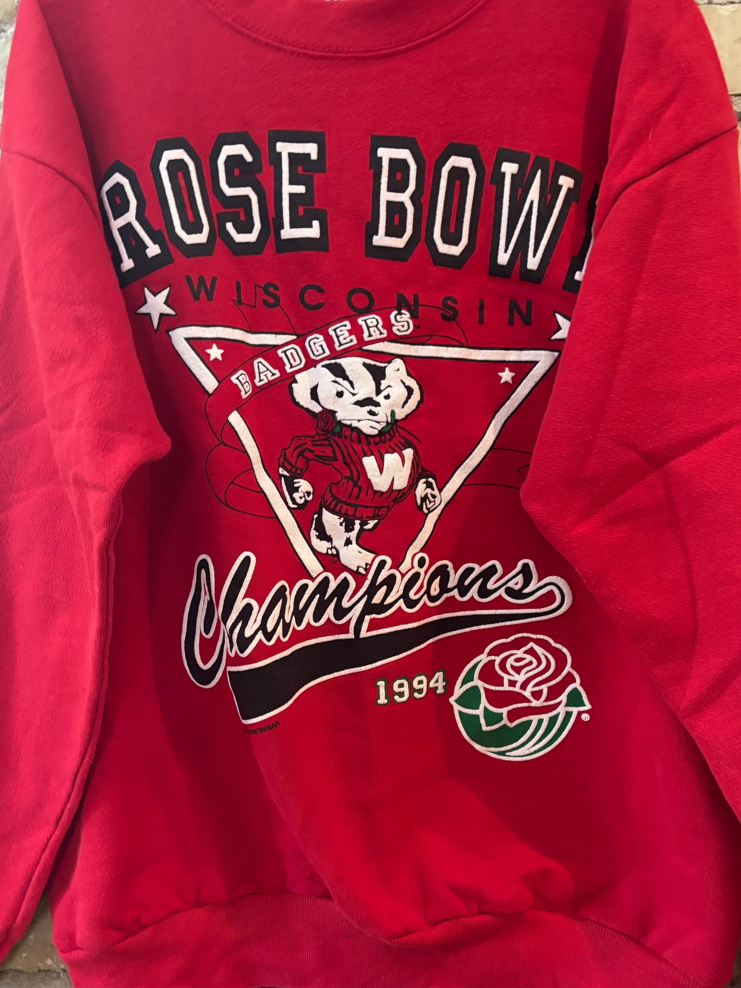 Vintage 90’s Wisconsin Badgers Rose Bowl Crewneck