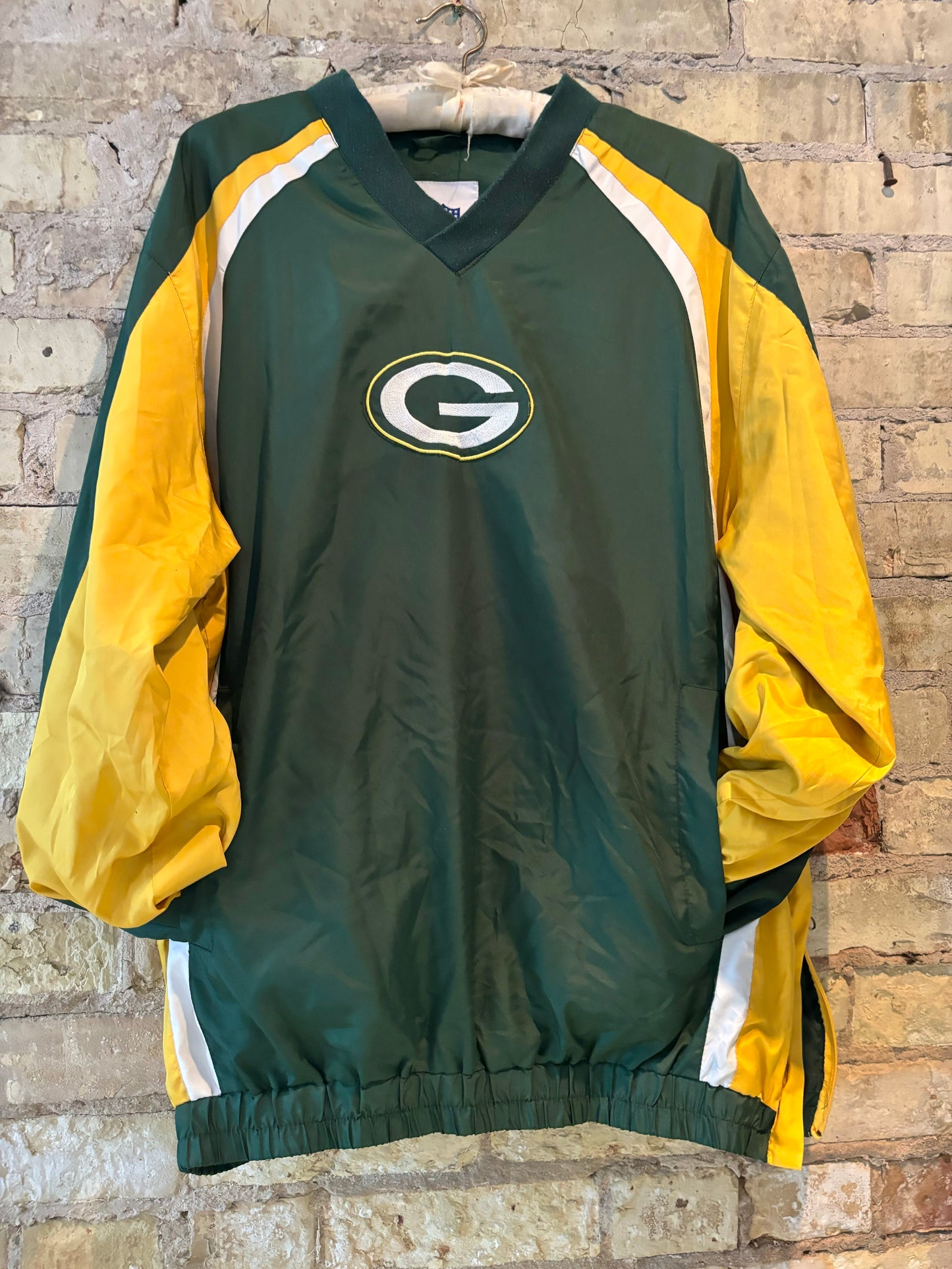 Vintage Green Bay Packers embroidered Color Block V Neck Windbreaker Pullover