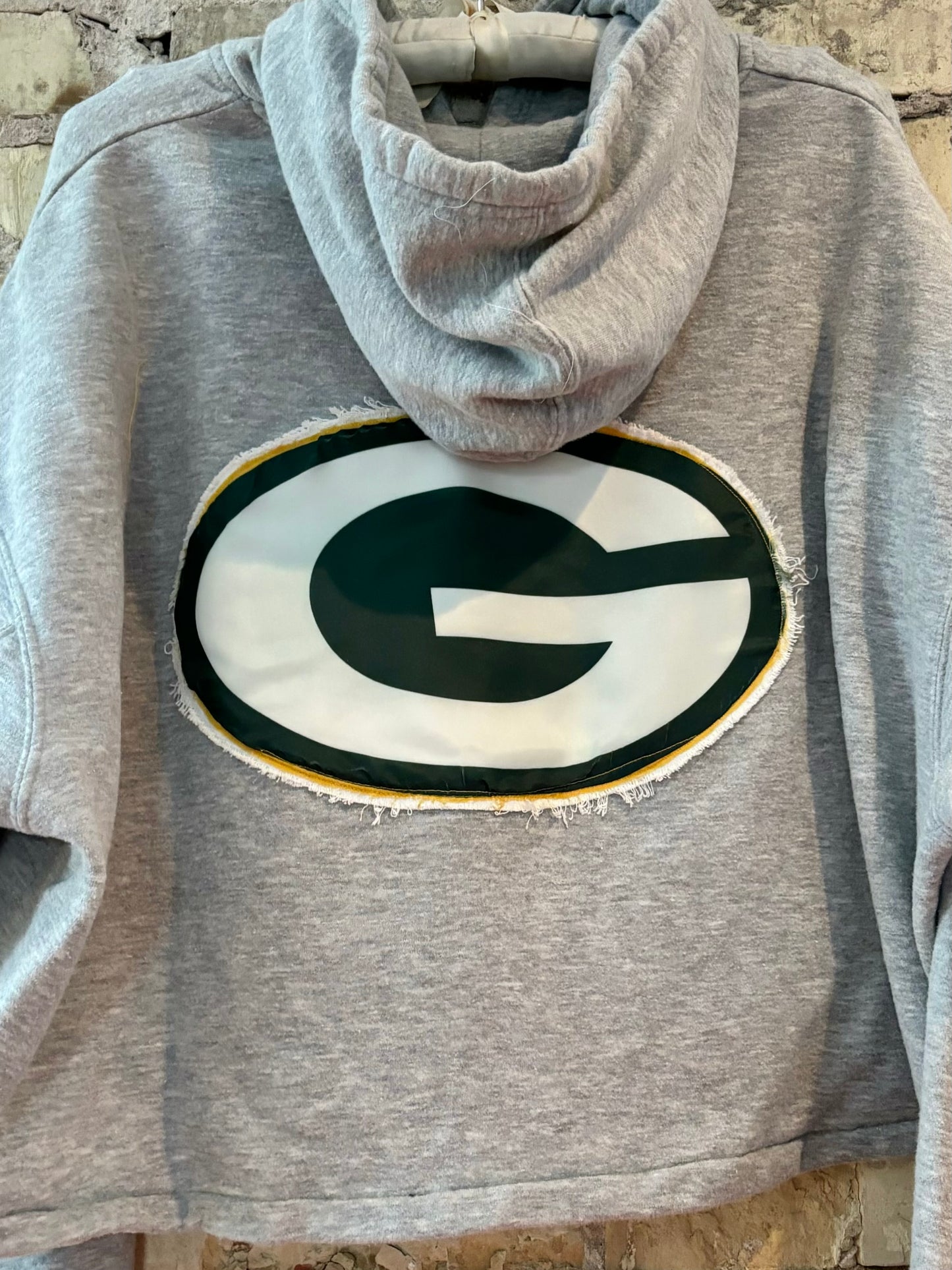 Reworked 90s Green Bay Packers Classic Gray Crop Top Hoodie