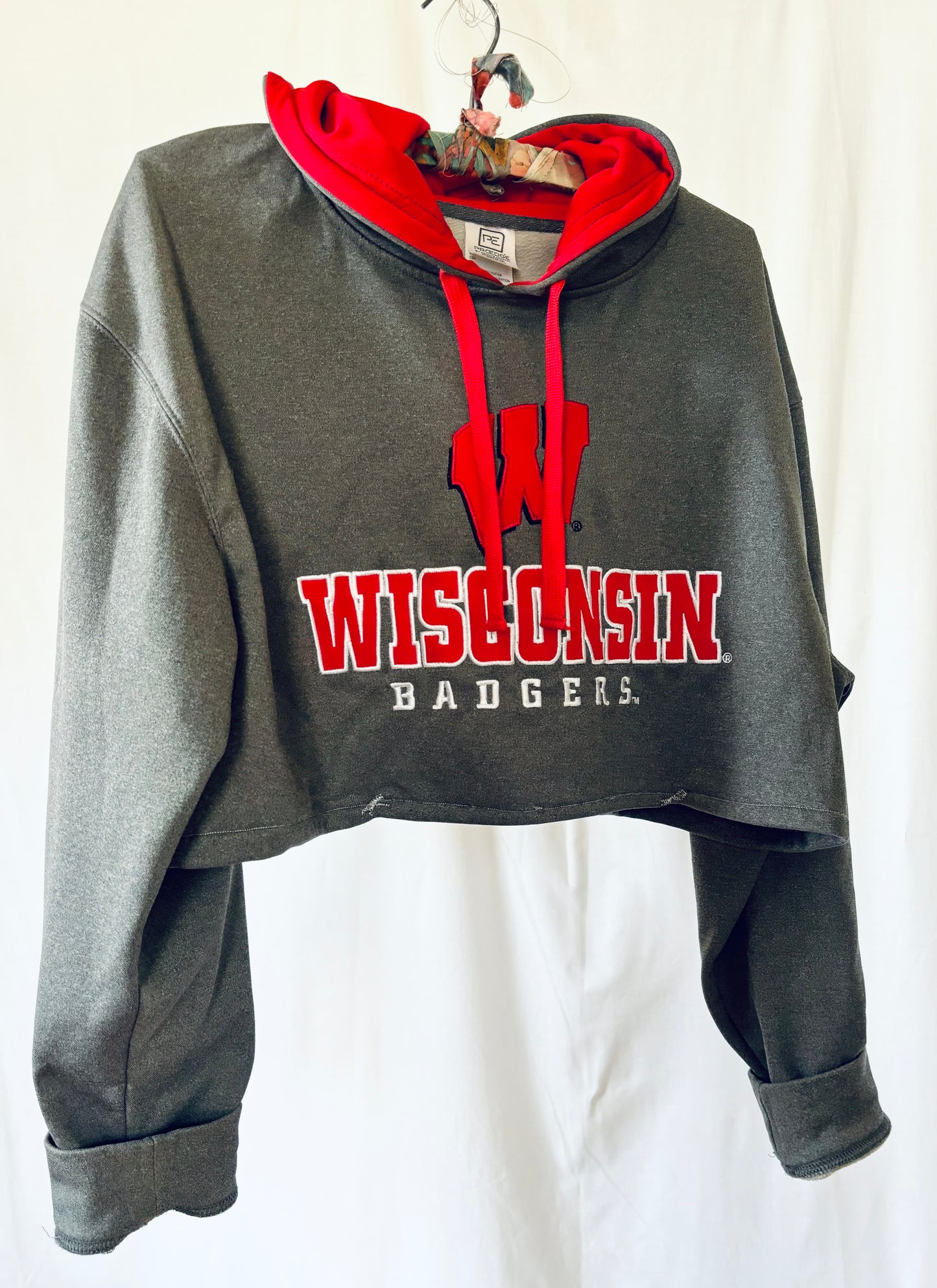 Reworked Wisconsin Badgers Cropped Hoodie