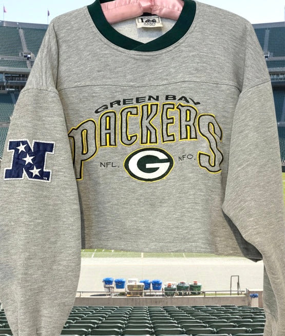 90’s Green Bay Packers VNeck crewneck Sweatshirt