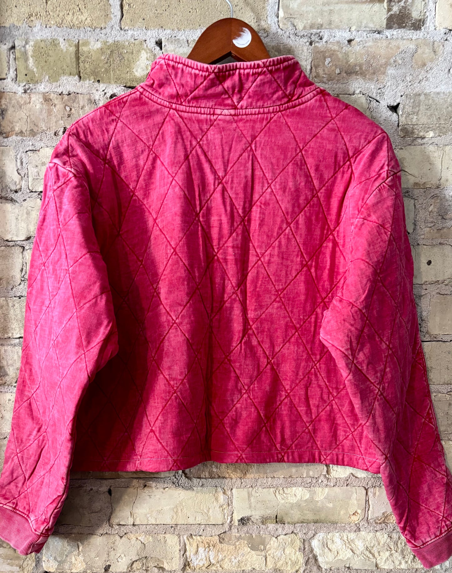 Retro Wisconsin Badgers Quilted Cotton 1/4 Zip Pullover