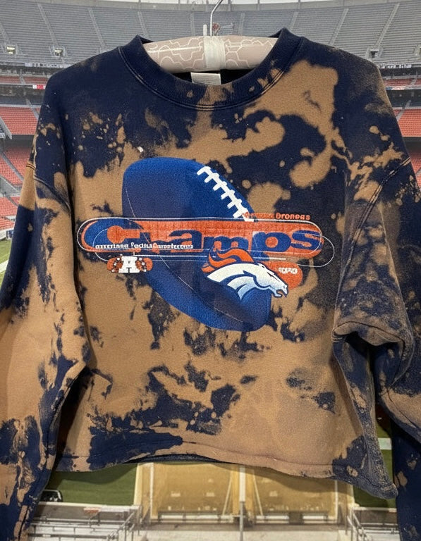 Vintage 90s Pro Player Denver Broncos Division Champions Distressed crewneck