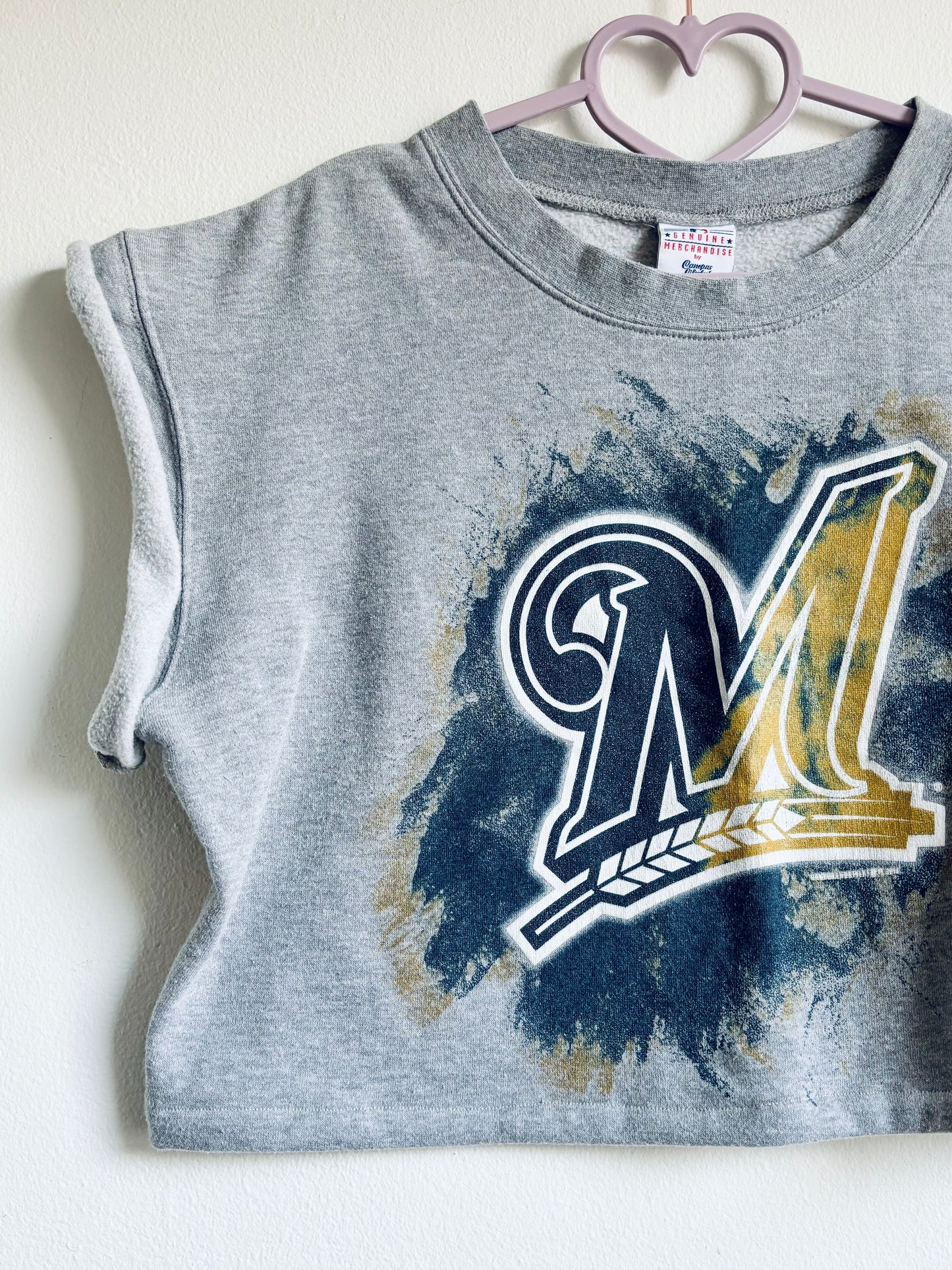 Reclaimed Retro Milwaukee Brewers Cropped Sleeveless Crewneck sweatshirt