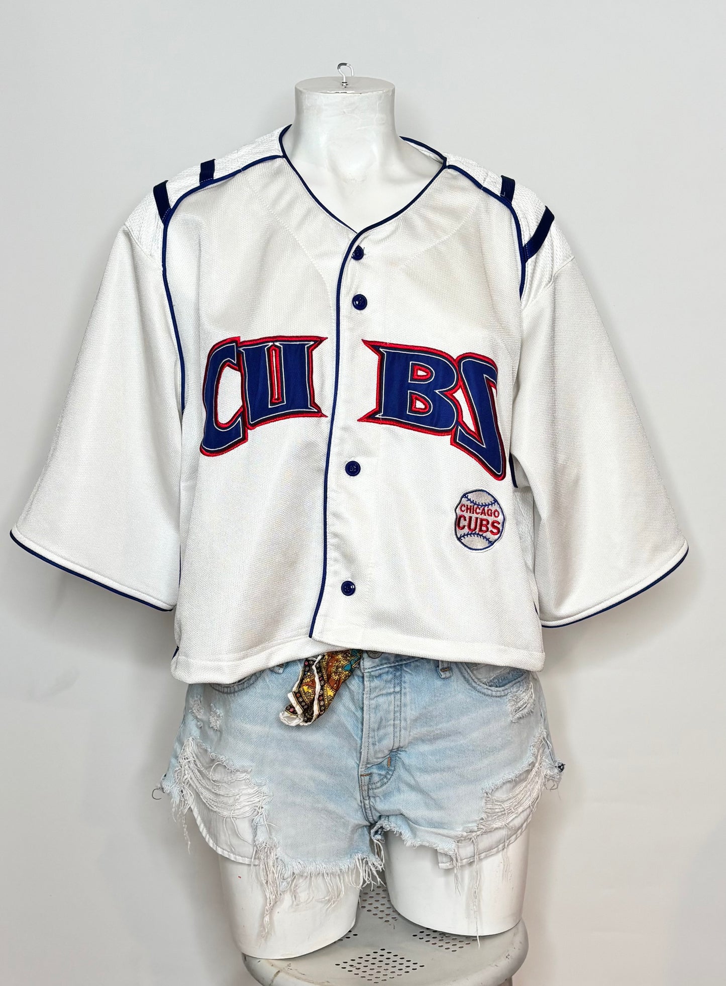 Retro 90s Chicago Cubs Cropped Button Up Jersey