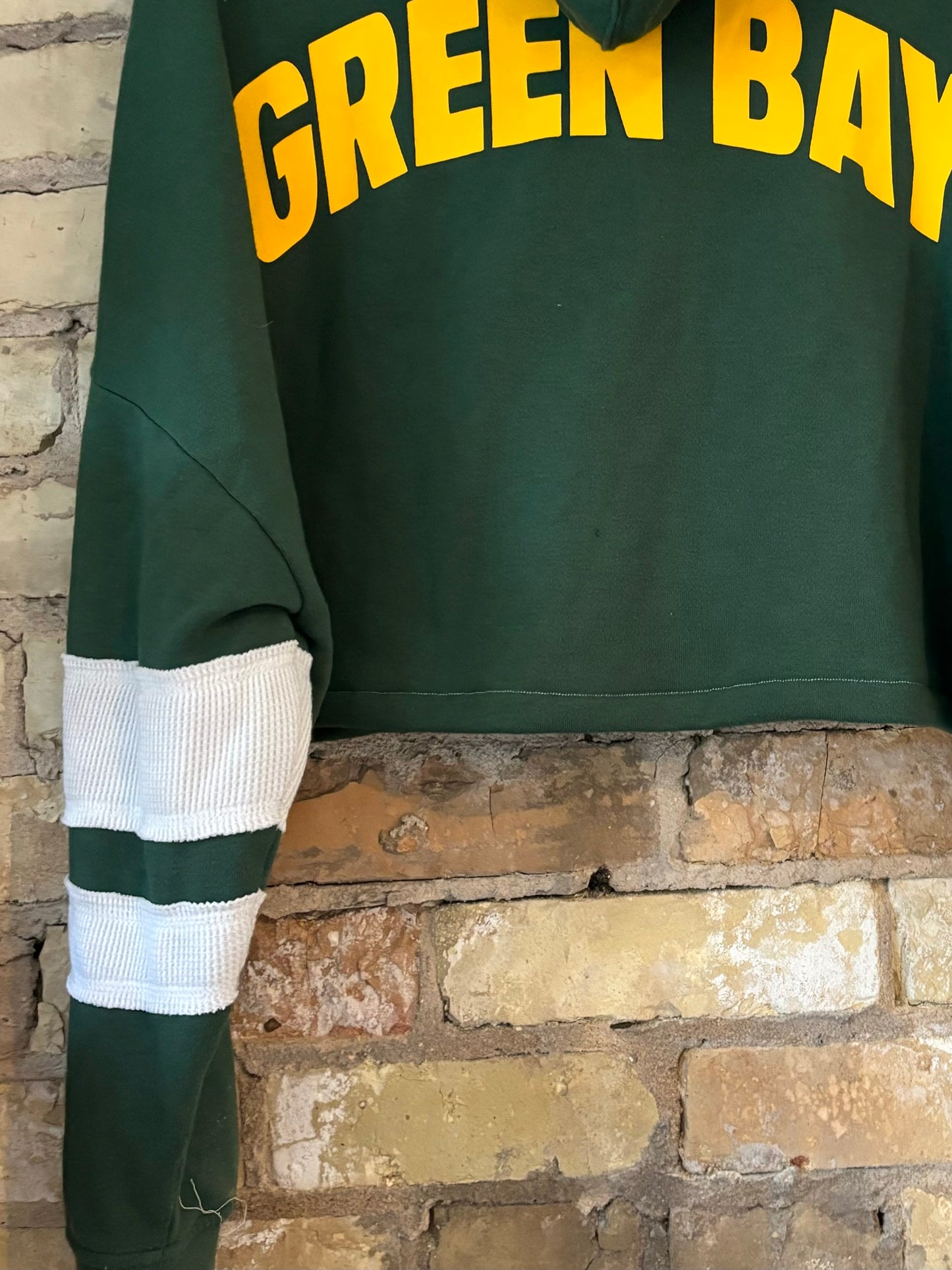 Reworked 90s Packers Junk Food Cropped Hoodie