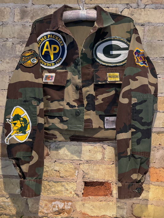 Reworked vintage Camouflage Packers Game Day Coat Jacket