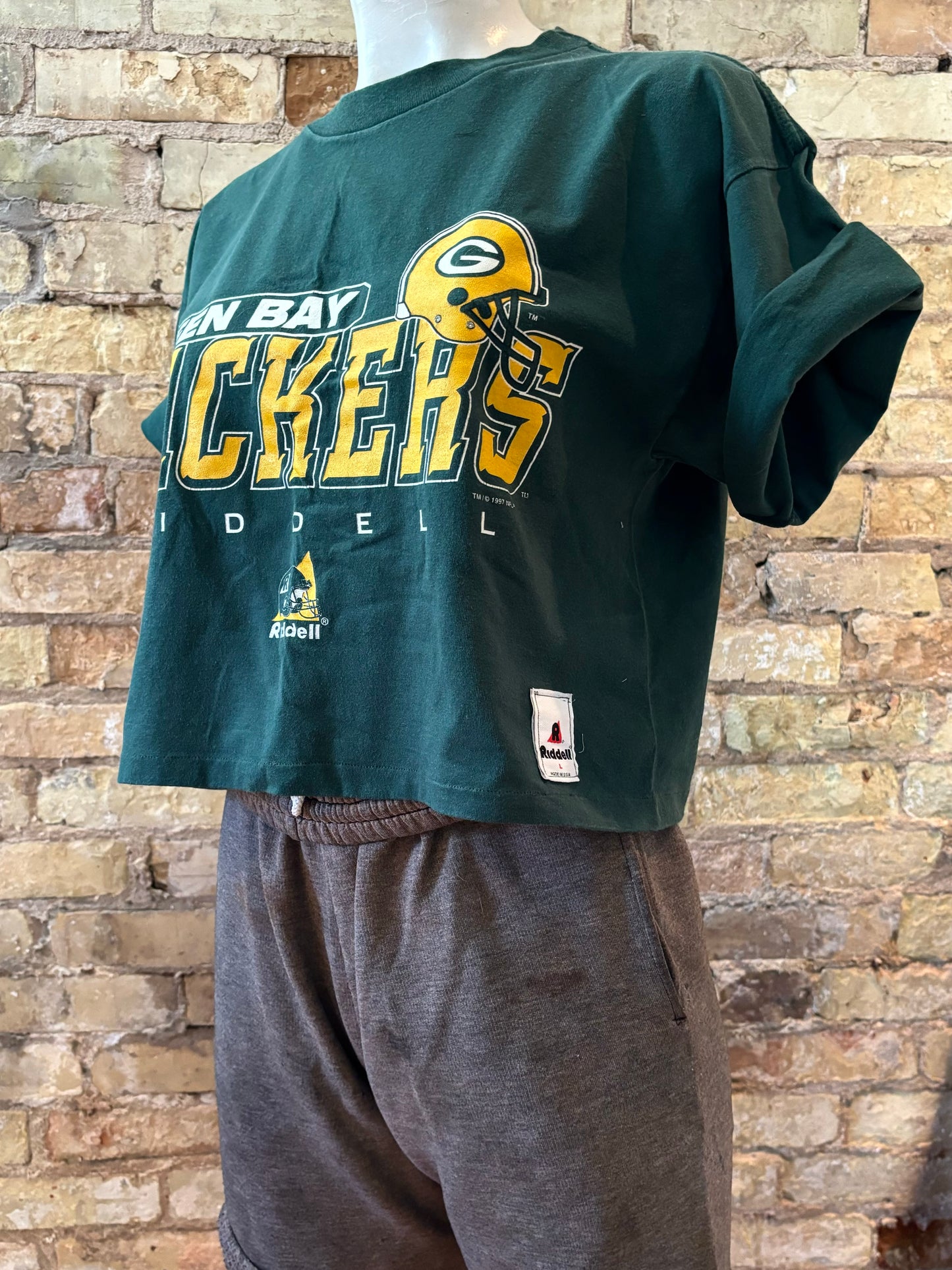 Reworked Packers Vintage Riddell cropped Graphic Tee