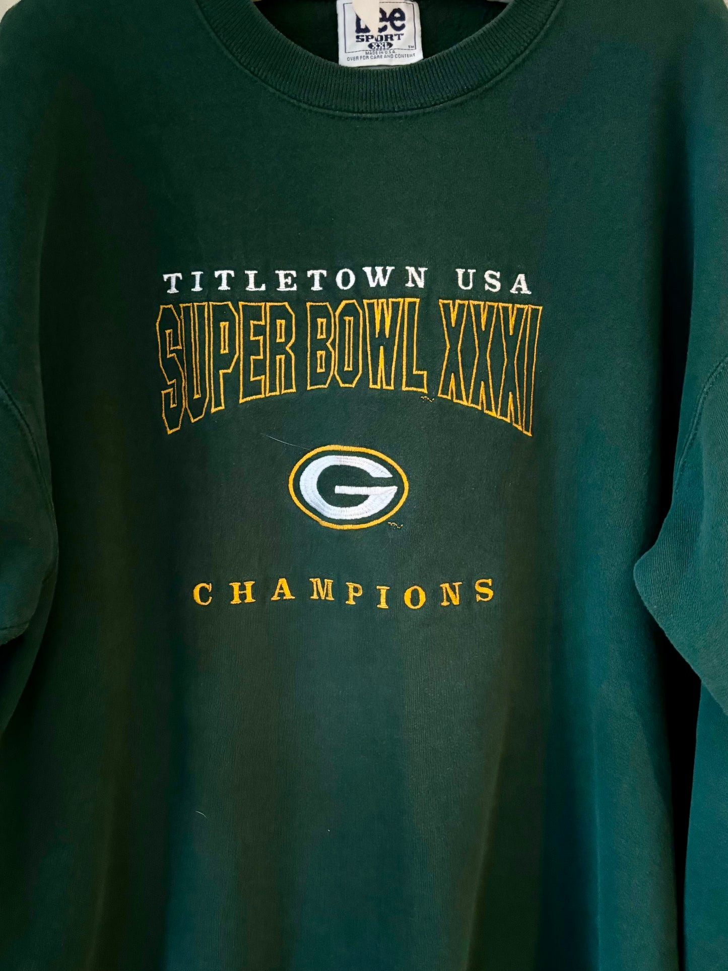 Reworked vintage Green Bay Packers Super Bowl crewneck sweatshirt