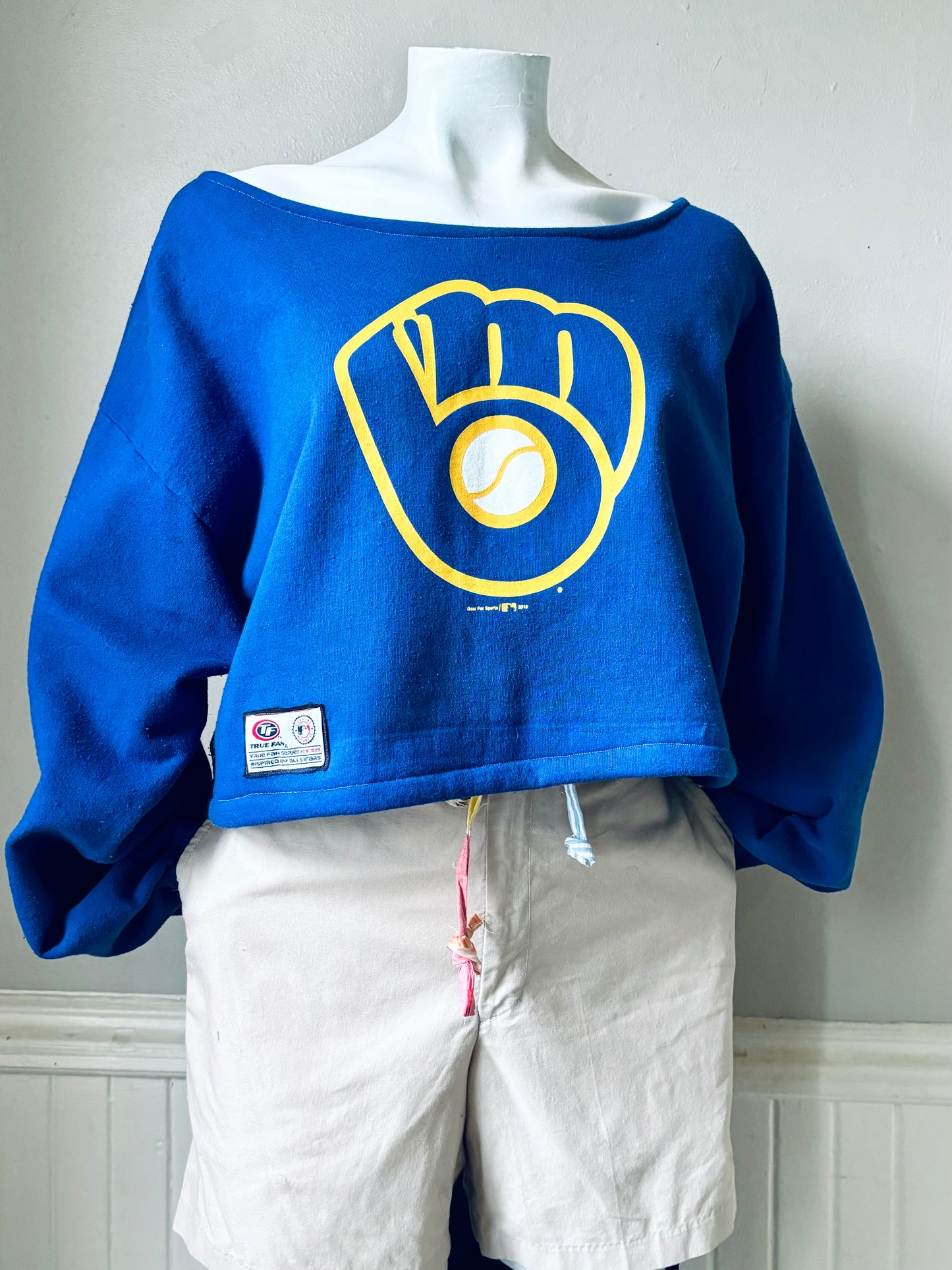 Reworked  Retro Milwaukee Brewers Cropped Crewneck Sweatshirt