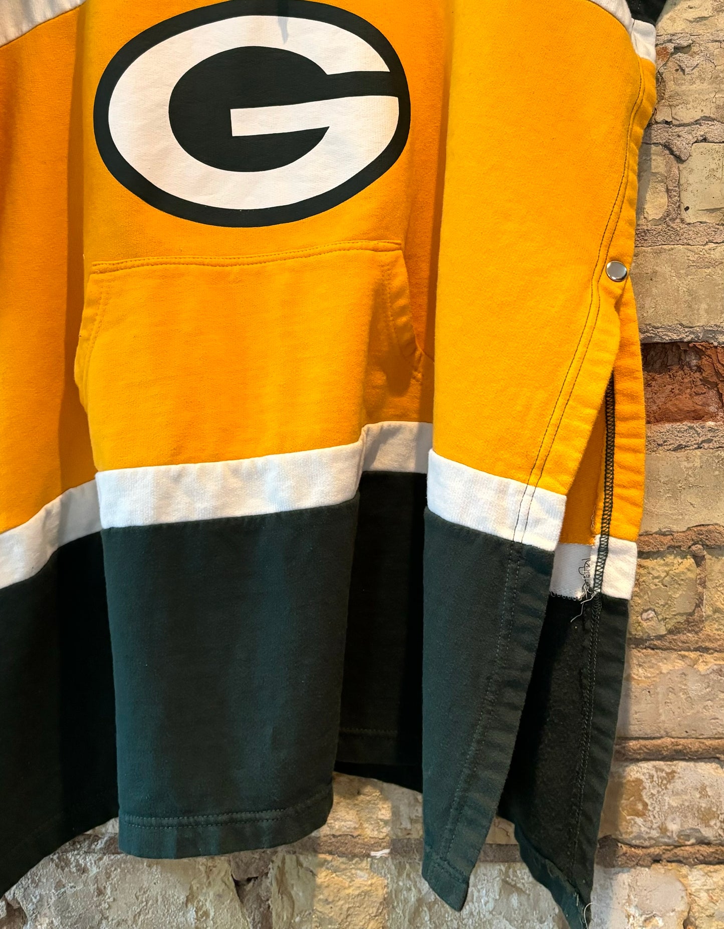 Retro Green Bay Packers Hooded Game Day Poncho