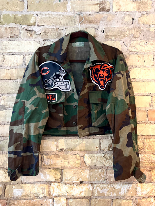 Reworked vintage Cropped Game Day Camouflage Bears Jacket