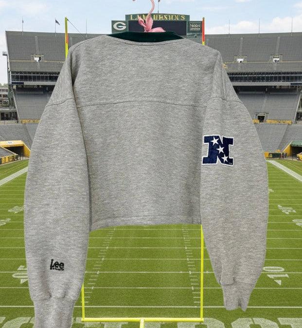 90’s Green Bay Packers VNeck crewneck Sweatshirt