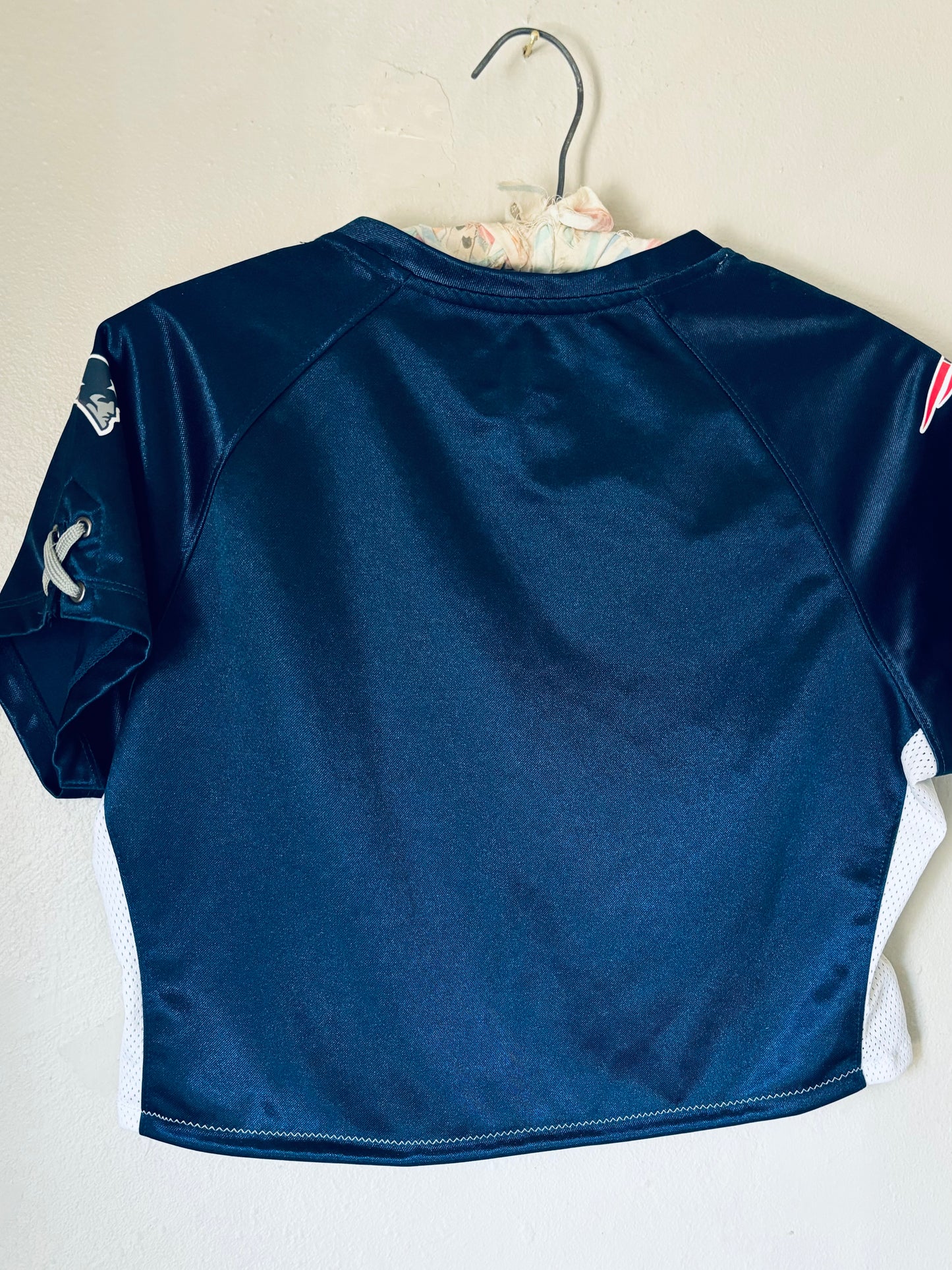 Reworked Y2k New England Patriots V-neck Cropped Jersey