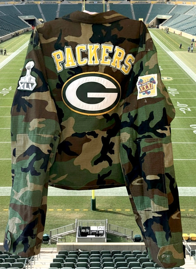 Reworked vintage Camouflage Packers Game Day Coat Jacket