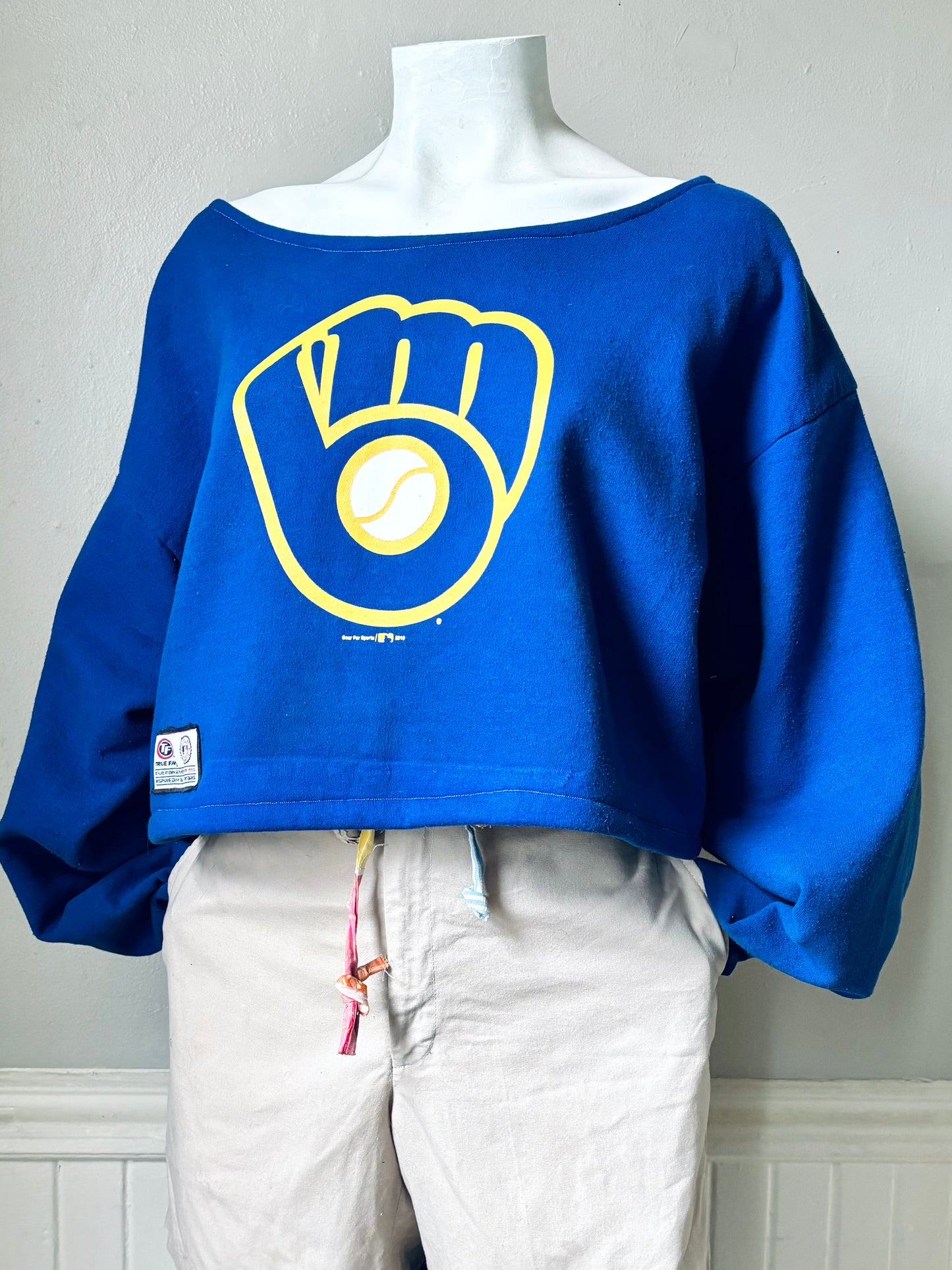 Reworked  Retro Milwaukee Brewers Cropped Crewneck Sweatshirt