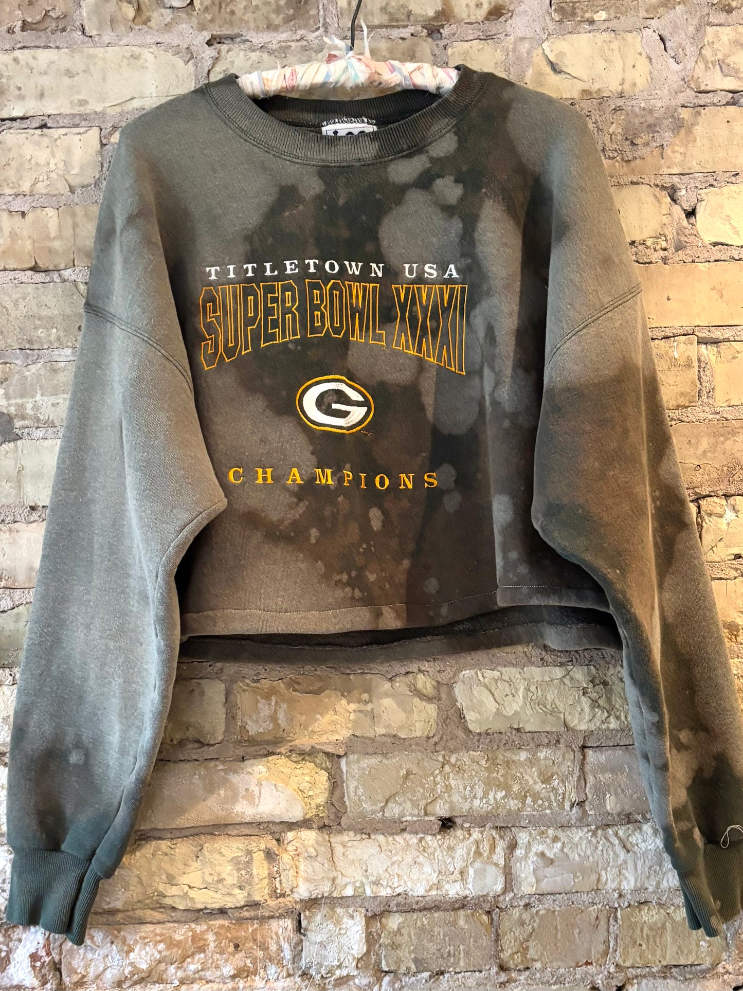 Reworked vintage Green Bay Packers Distressed Super Bowl crewneck