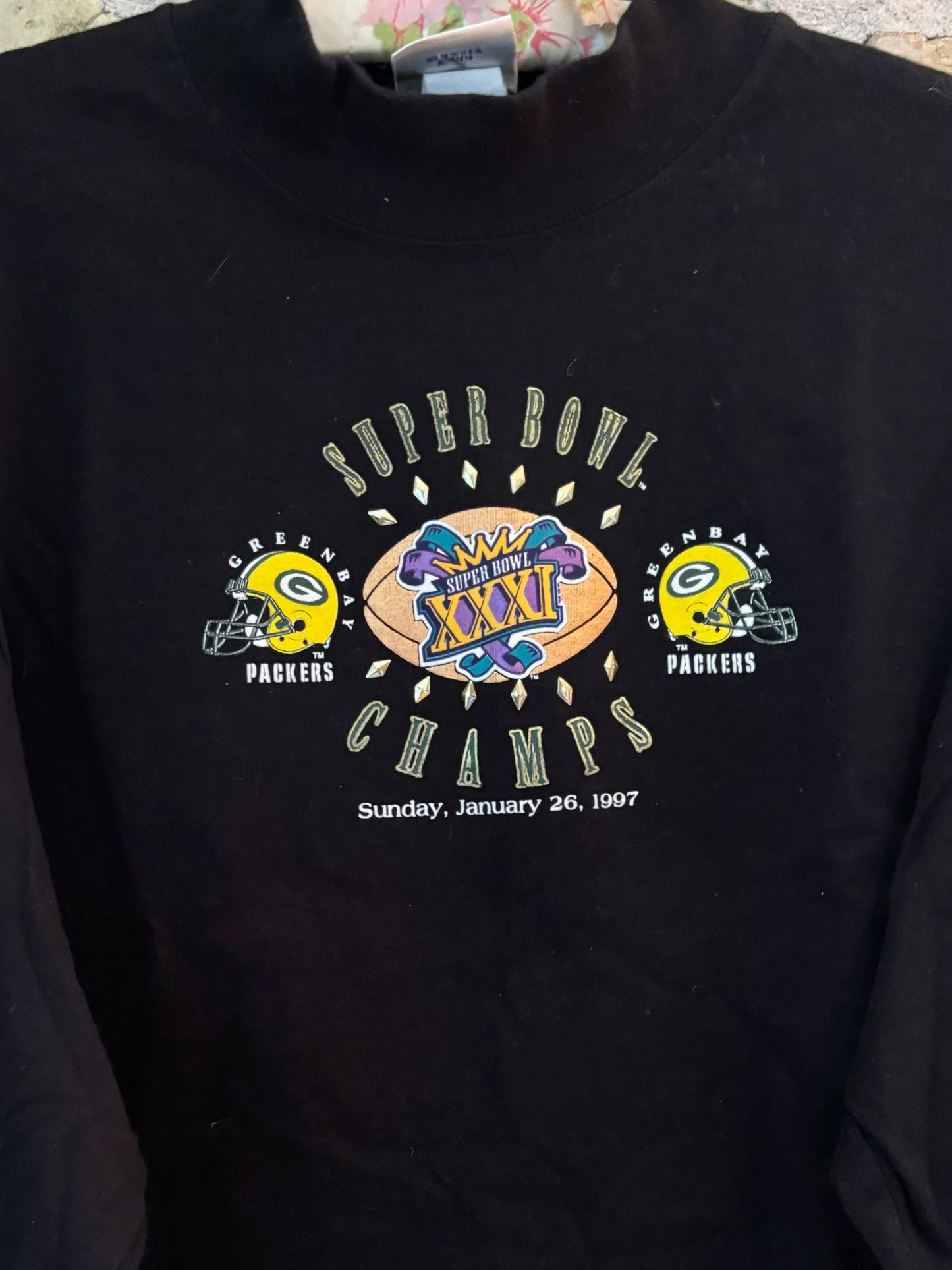 Reworked Retro Packers SuperBowl XXXI cropped Mock Neck Shirt