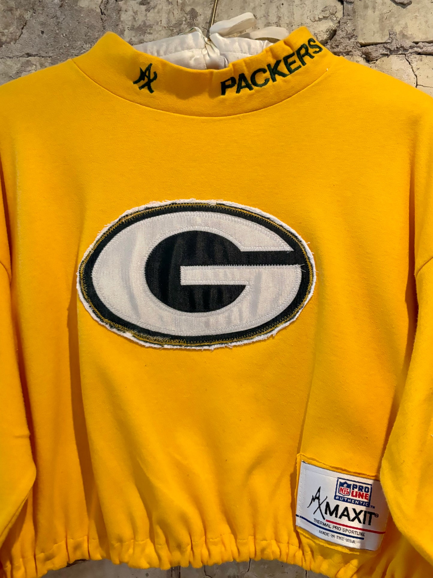 Reworked Retro 90s Packers PROLINE crop top Mock Neck Shirt