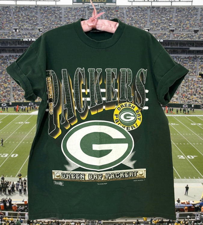 Rare Vintage 90’s Green Bay Packers All Over Graphic T-shirt by Magic Johnson T’s