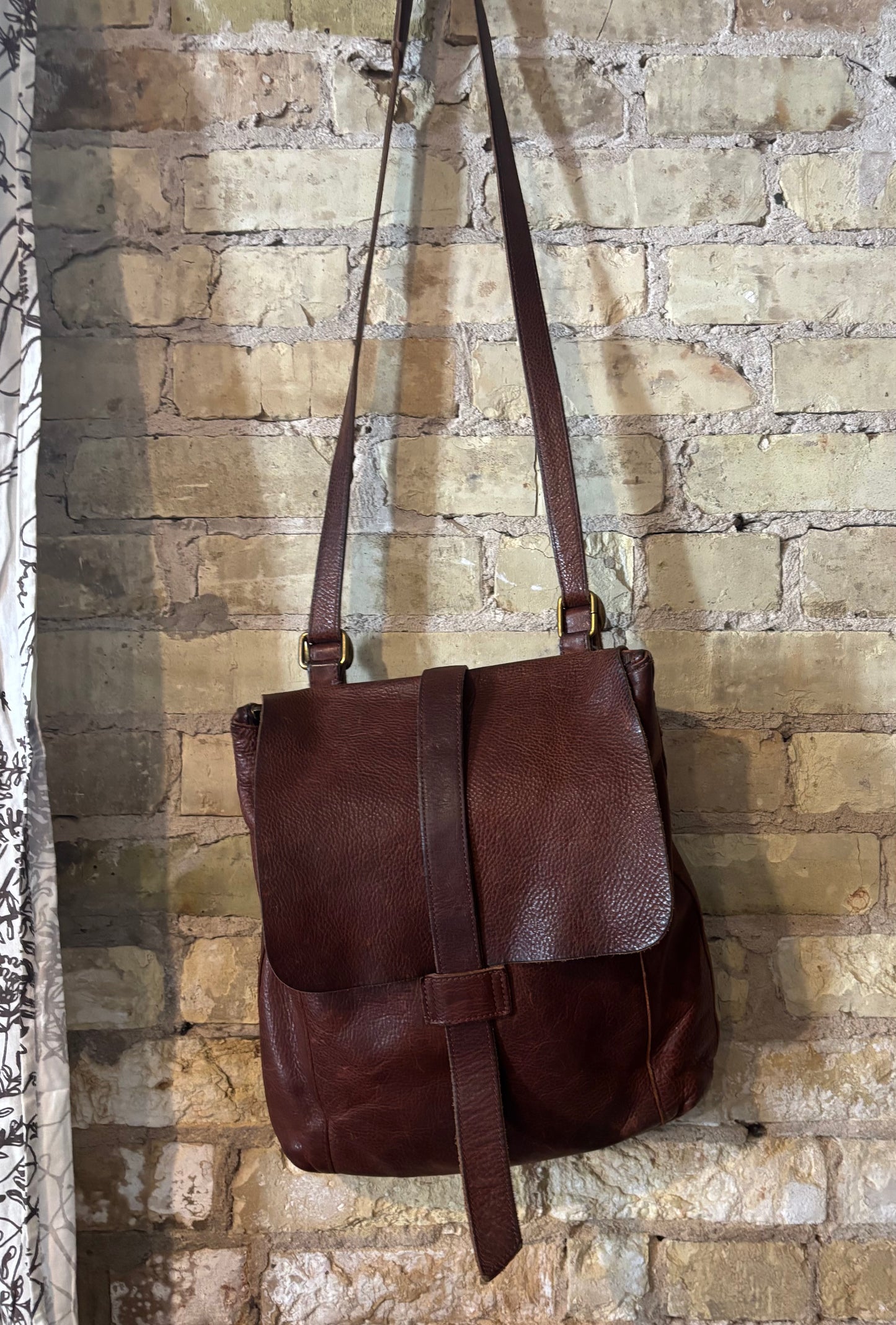 Vintage Duluth Trading Co. Pebbled Convertible Crossbody Shoulder Backpack Bag