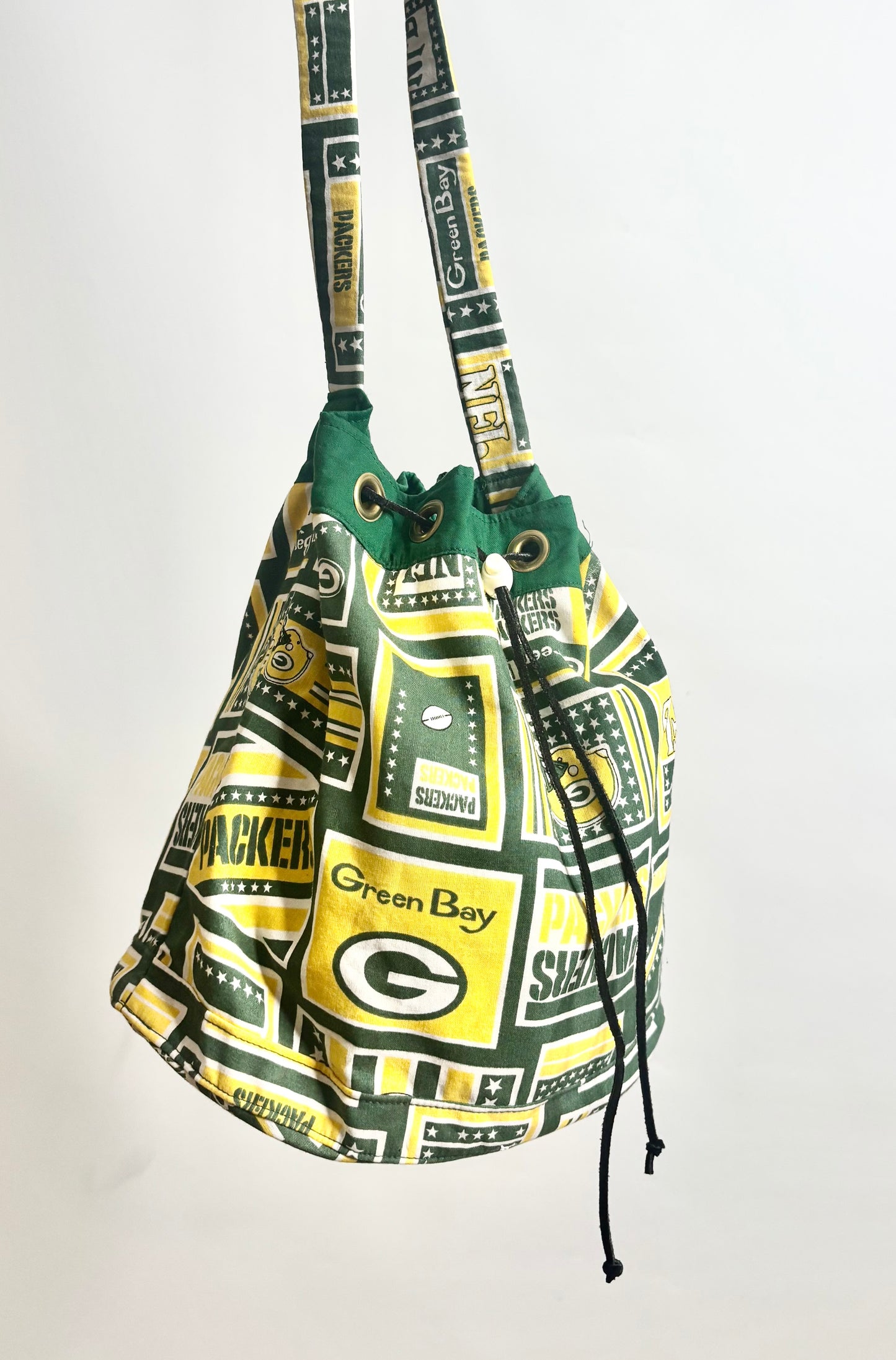 Vintage 80’s Handmade Cinch Bucket Shoulder Bag