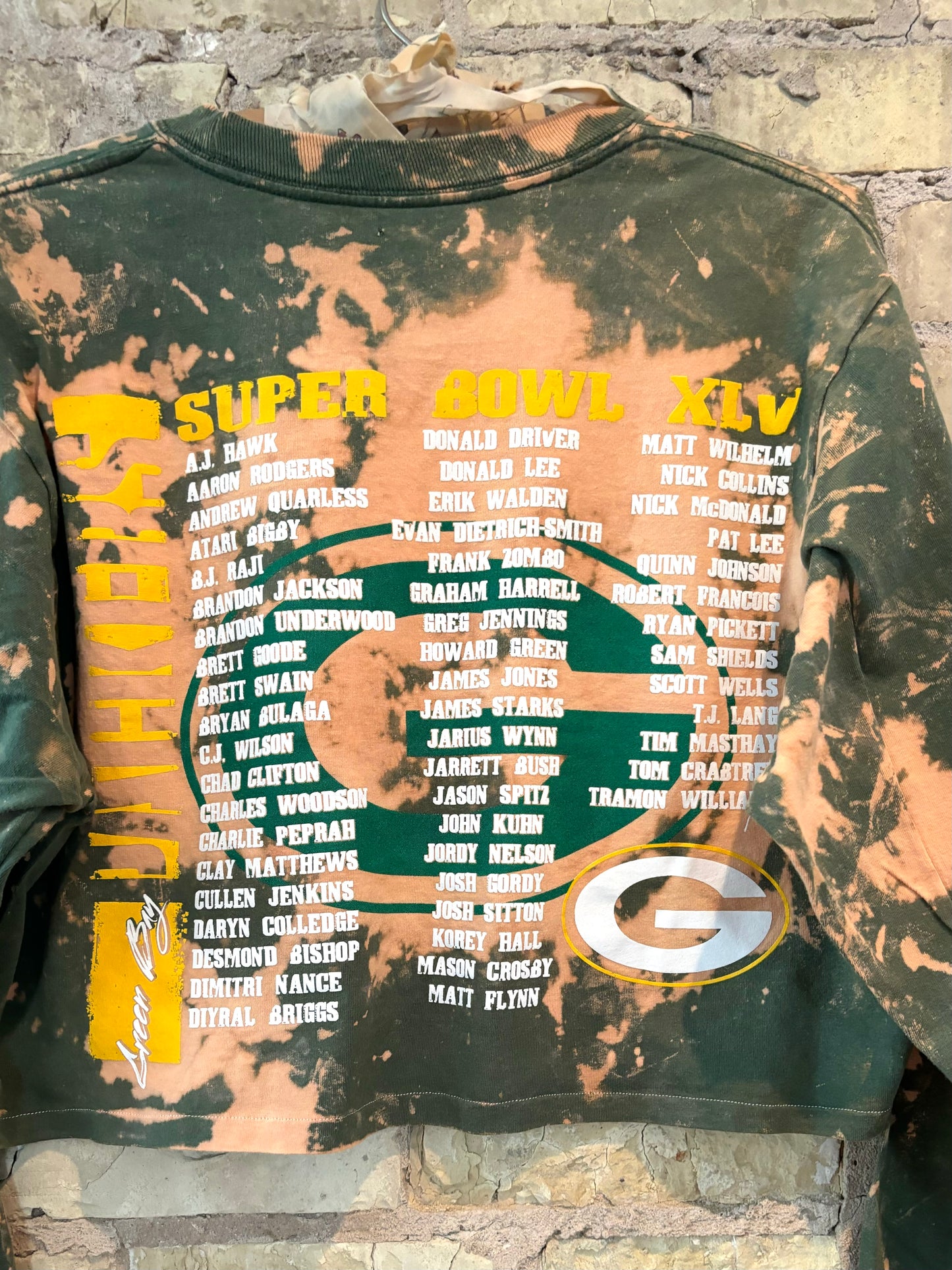 Reworked Green Bay Packers Cropped & Distressed Super Bowl Tee