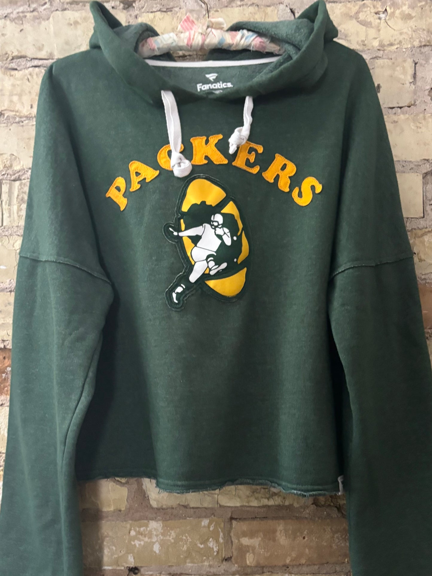Reworked 90s Green Bay Packers Cropped Throwback Hoodie