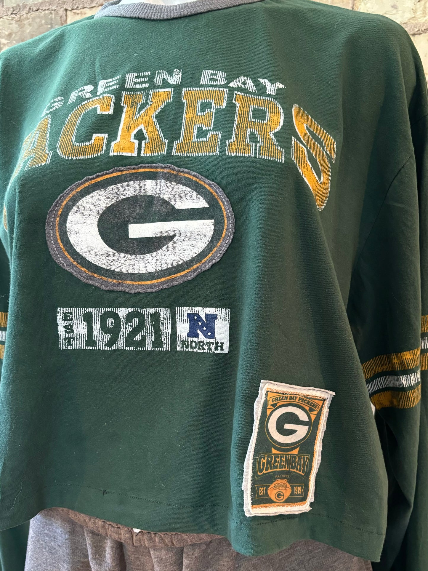 Reworked Green Bay Packers cropped Throwback Crewneck Tee