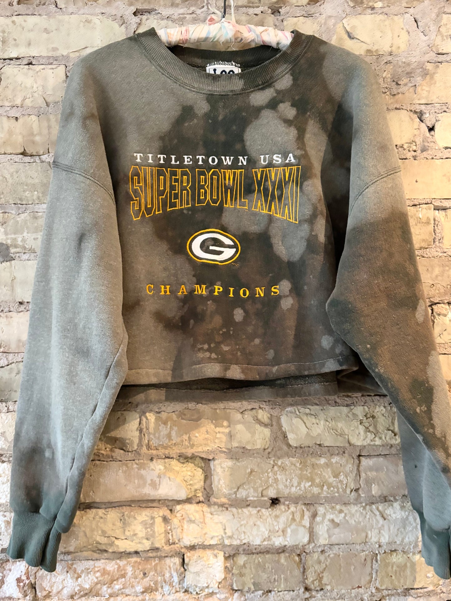 Reworked vintage Green Bay Packers Distressed Super Bowl crewneck
