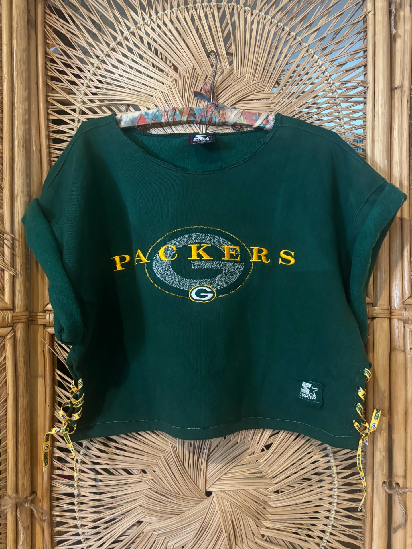 Retro 90’s lace up cropped STARTER Crewneck
