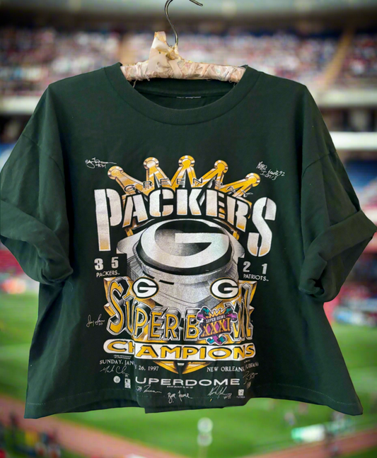 Reworked Packers vintage Player Signed Super Bowl XXXI Crop Top T-shirt